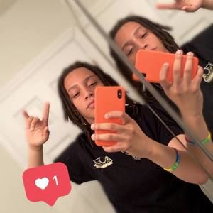 Meet your Posher, Jasmine